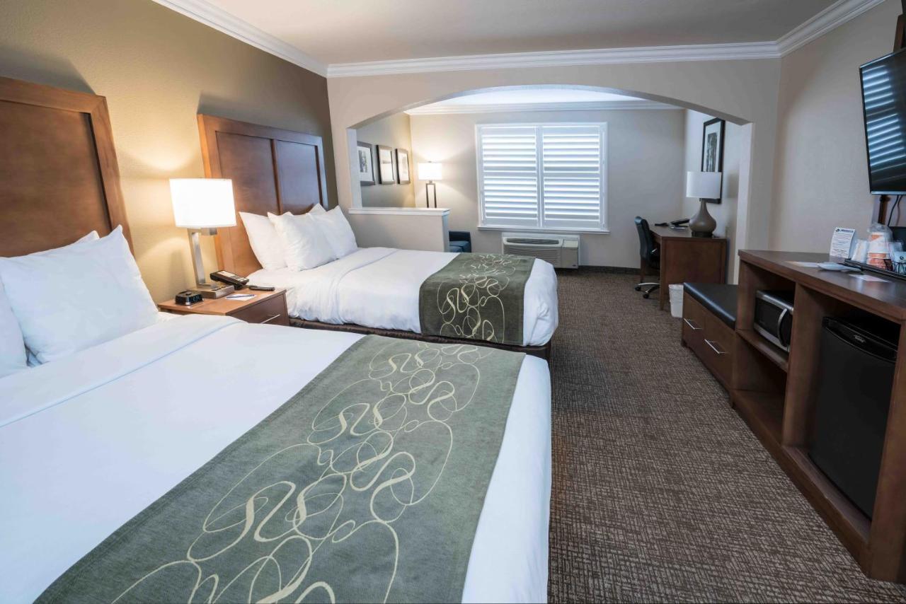 Comfort Suites Fresno River Park Ngoại thất bức ảnh