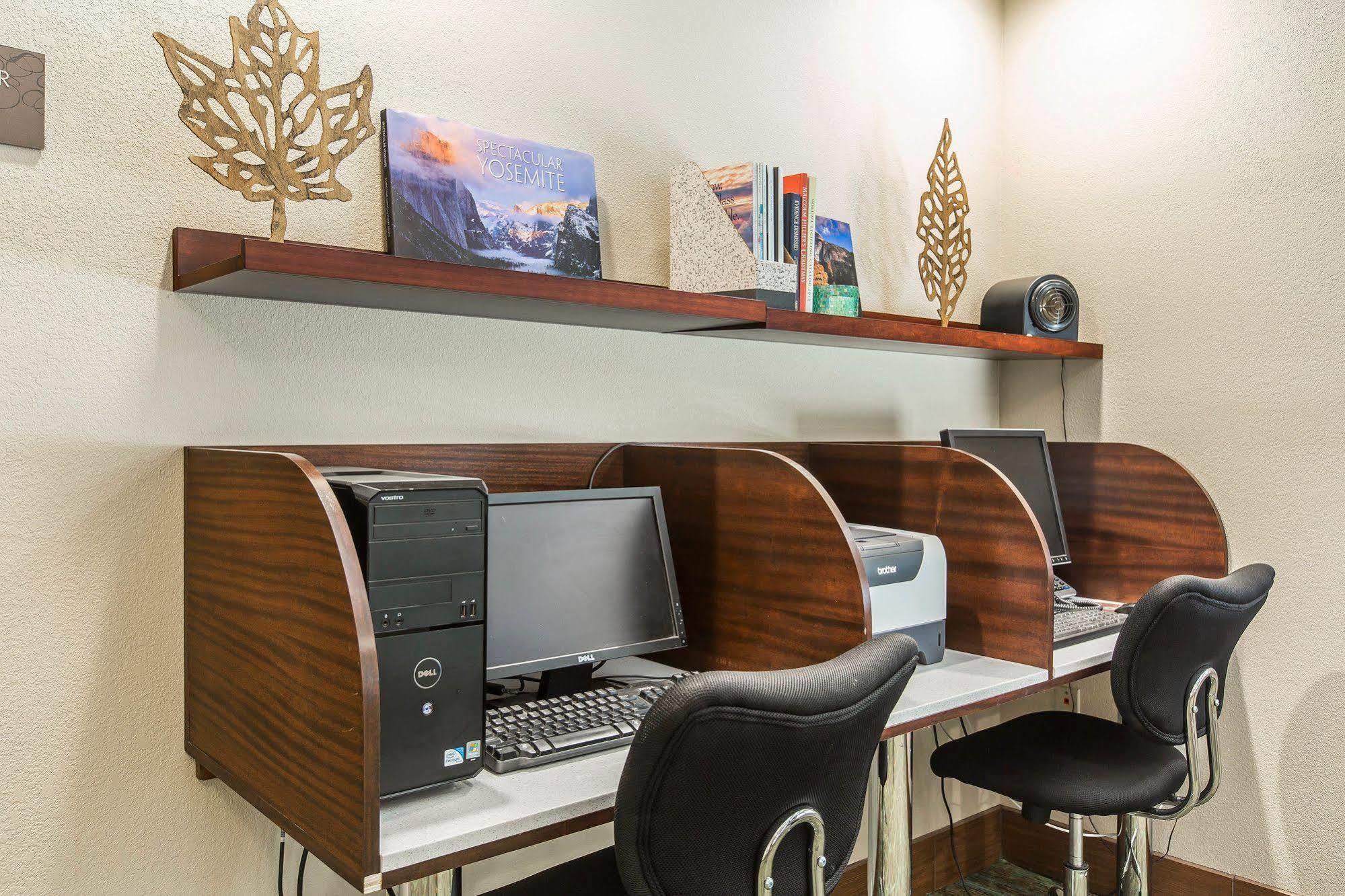 Comfort Suites Fresno River Park Ngoại thất bức ảnh